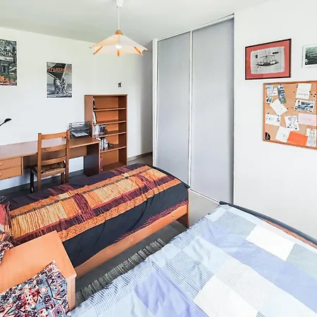 3 Bedroom Gorgeous In Prázdninový dům *