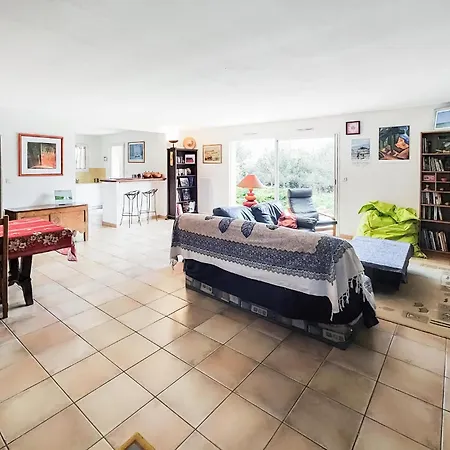 3 Bedroom Gorgeous In Creissan