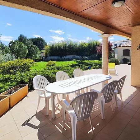 3 Bedroom Gorgeous In Creissan